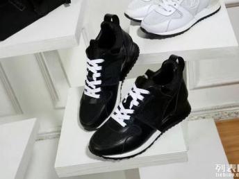 原版LV時尚潮流新款四季休閑運動鞋廠家直銷，天津服裝鞋帽箱包運動服批發優選